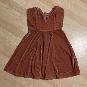 Tobi mini dress velvet